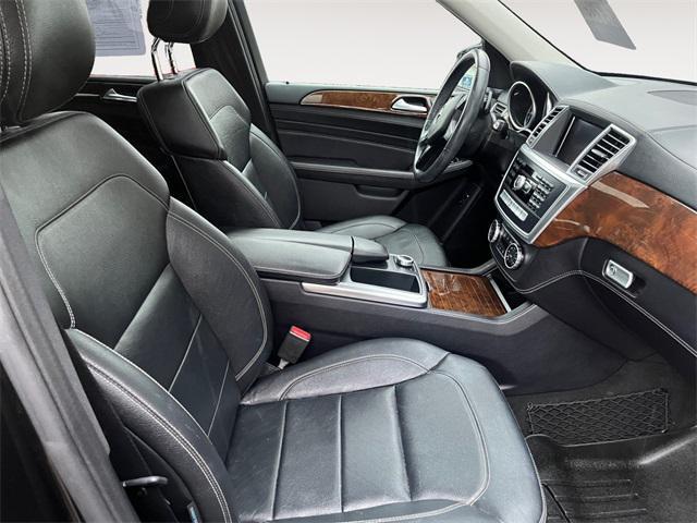 used 2015 Mercedes-Benz M-Class car, priced at $15,995