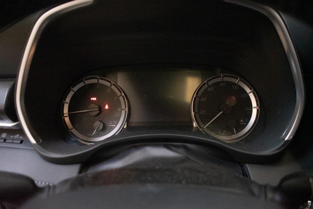 used 2023 Toyota Highlander car, priced at $36,995