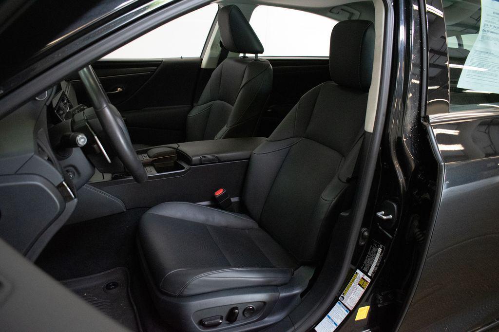 used 2022 Lexus ES 250 car, priced at $30,511