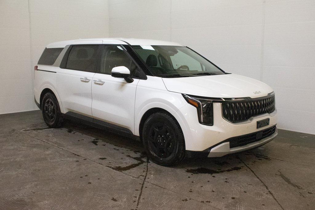 used 2026 Kia Carnival car, priced at $39,995