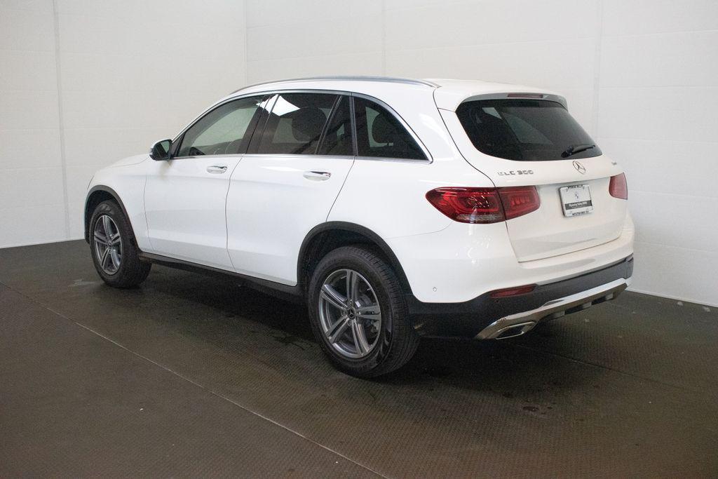 used 2022 Mercedes-Benz GLC 300 car