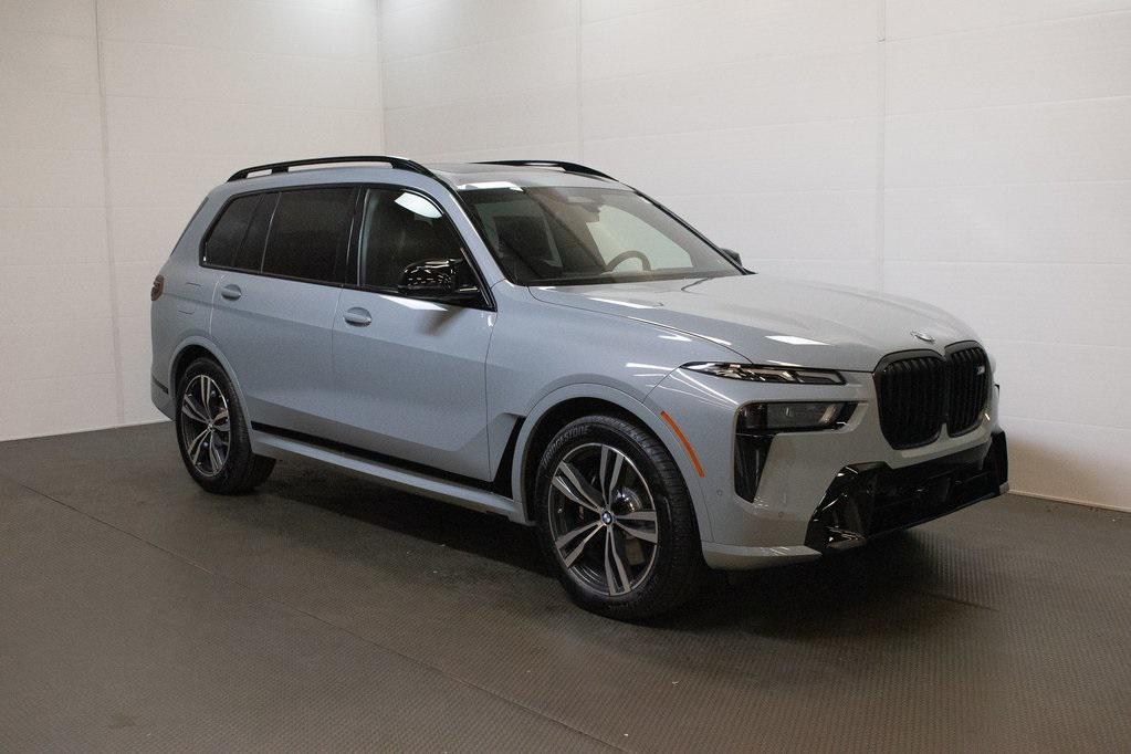 new 2026 BMW X7 car, priced at $122,475