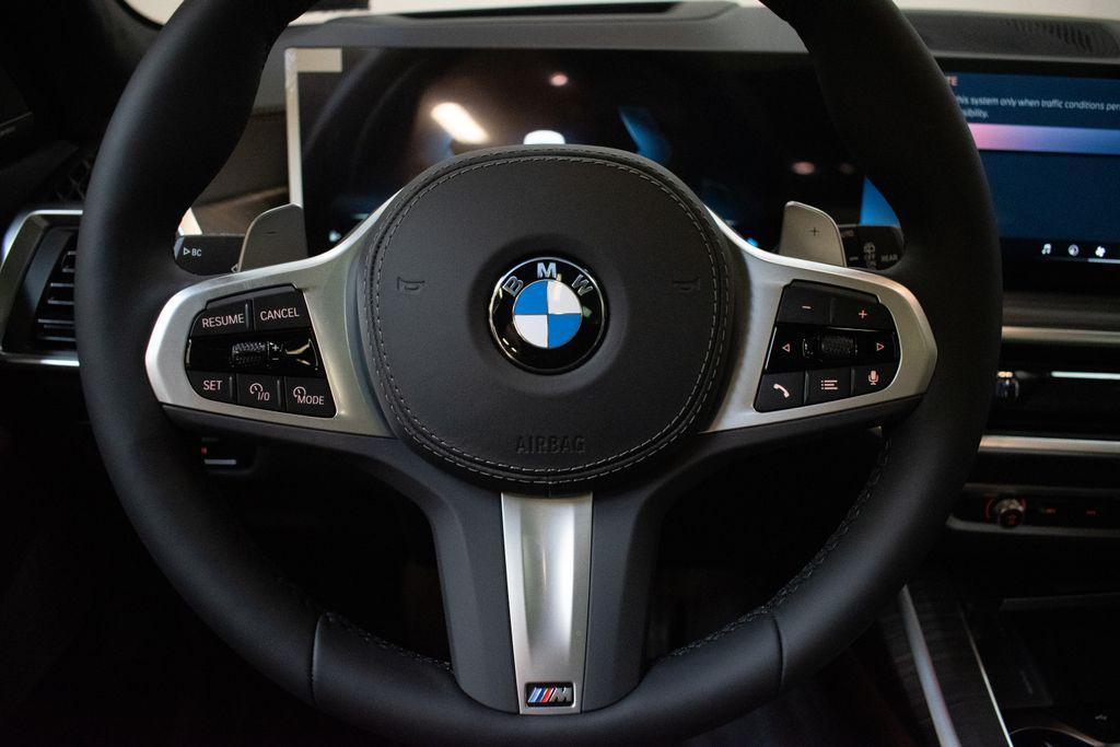 new 2026 BMW X7 car, priced at $99,755