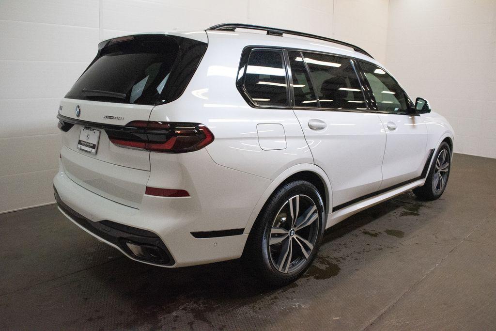 new 2026 BMW X7 car, priced at $99,755