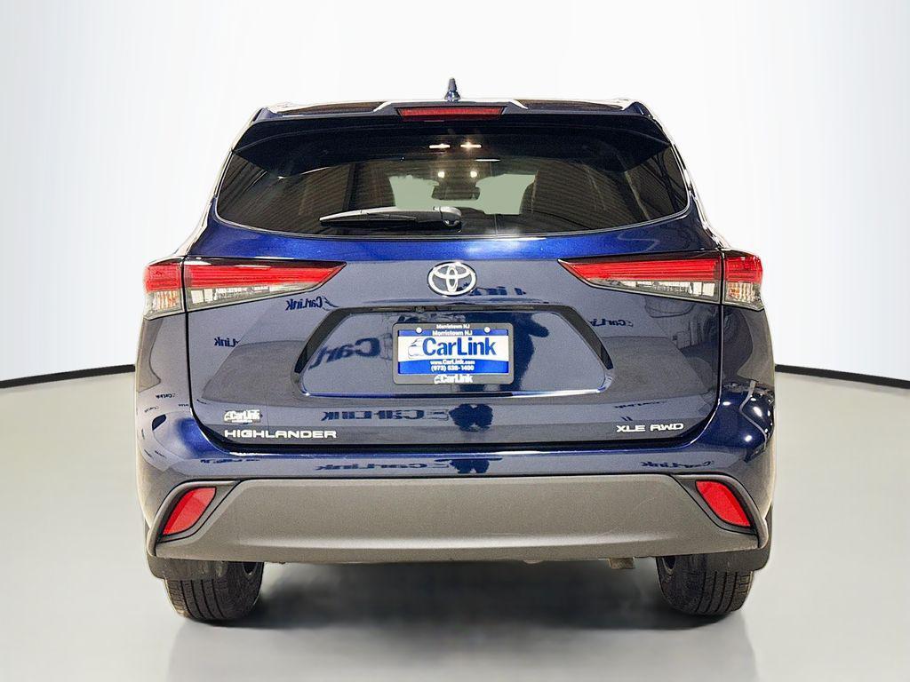 used 2021 Toyota Highlander car, priced at $25,994