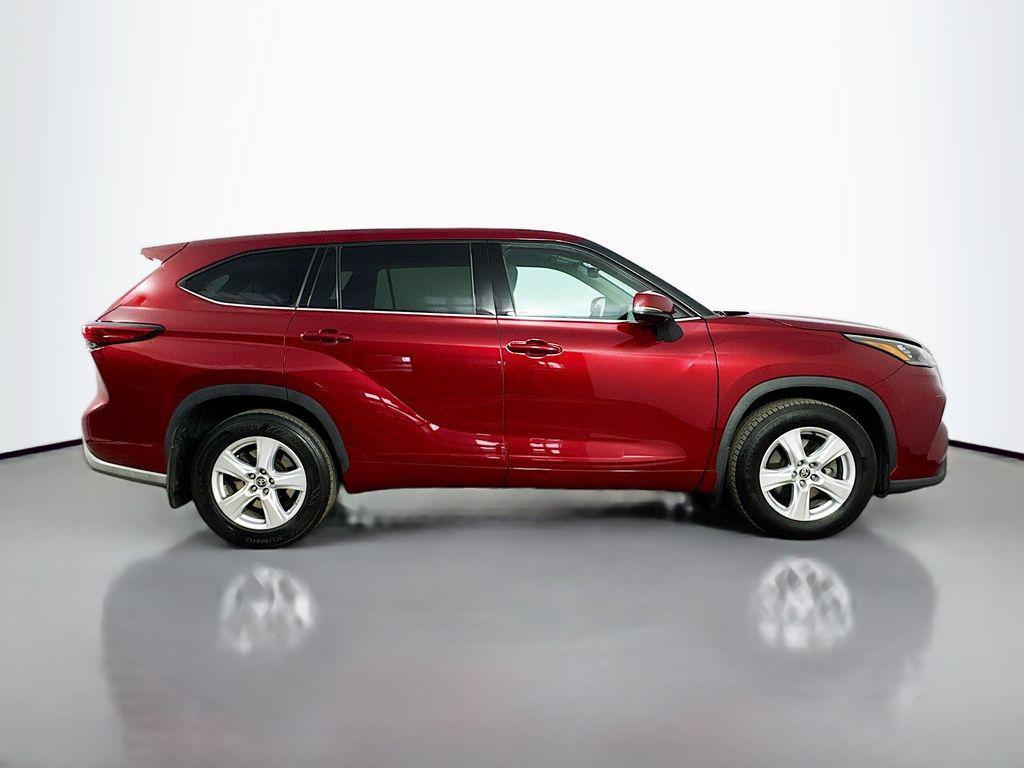used 2020 Toyota Highlander car, priced at $21,995