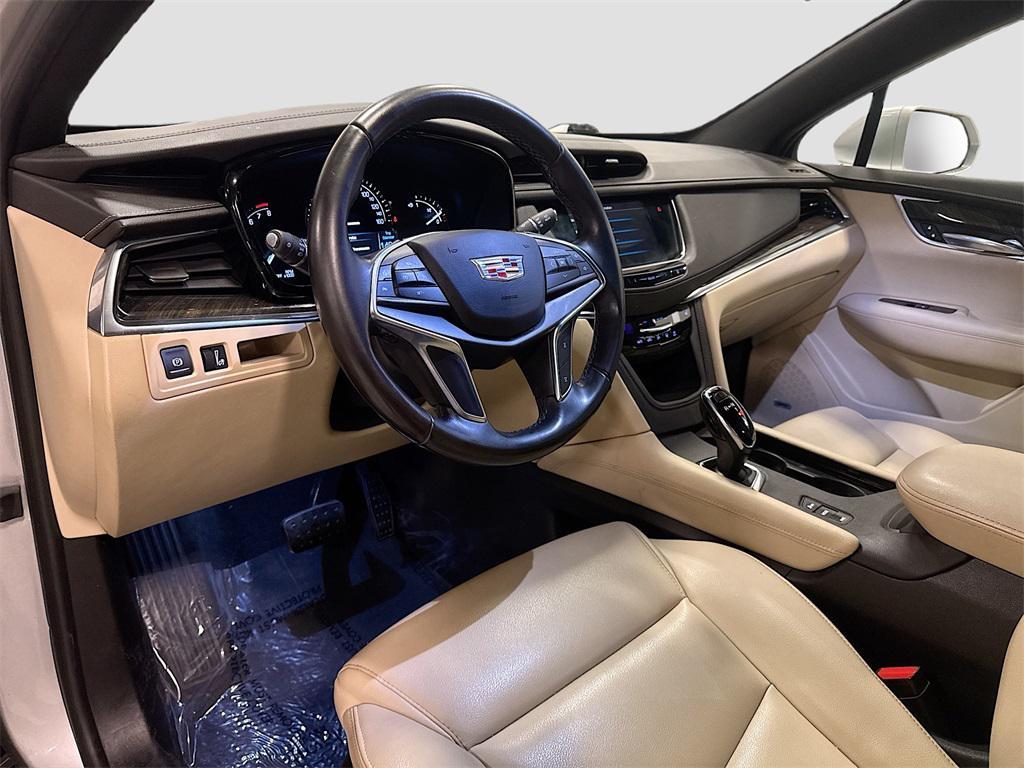 used 2018 Cadillac XT5 car, priced at $14,495