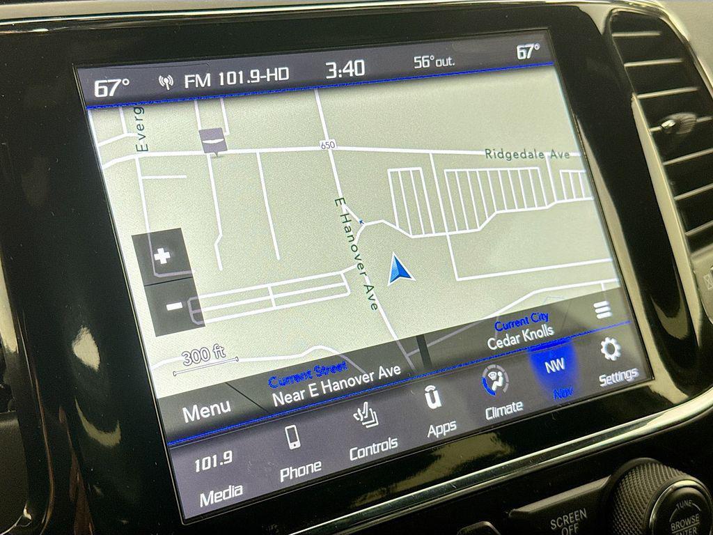 used 2020 Jeep Grand Cherokee car, priced at $20,495