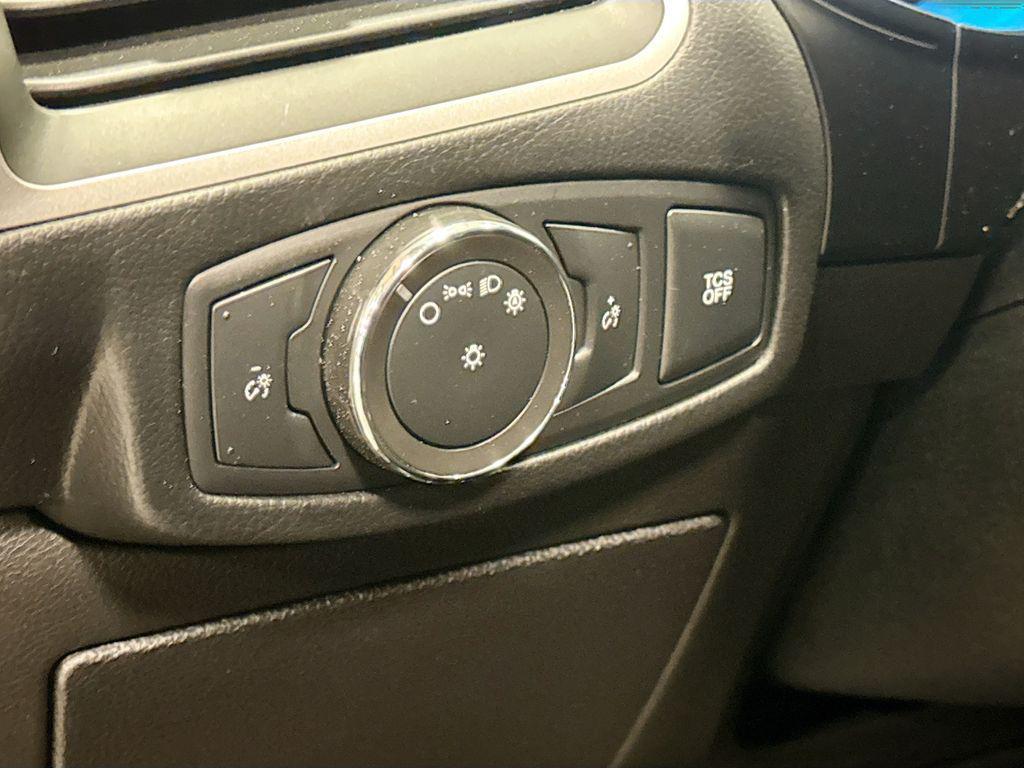 used 2022 Ford Edge car, priced at $20,595