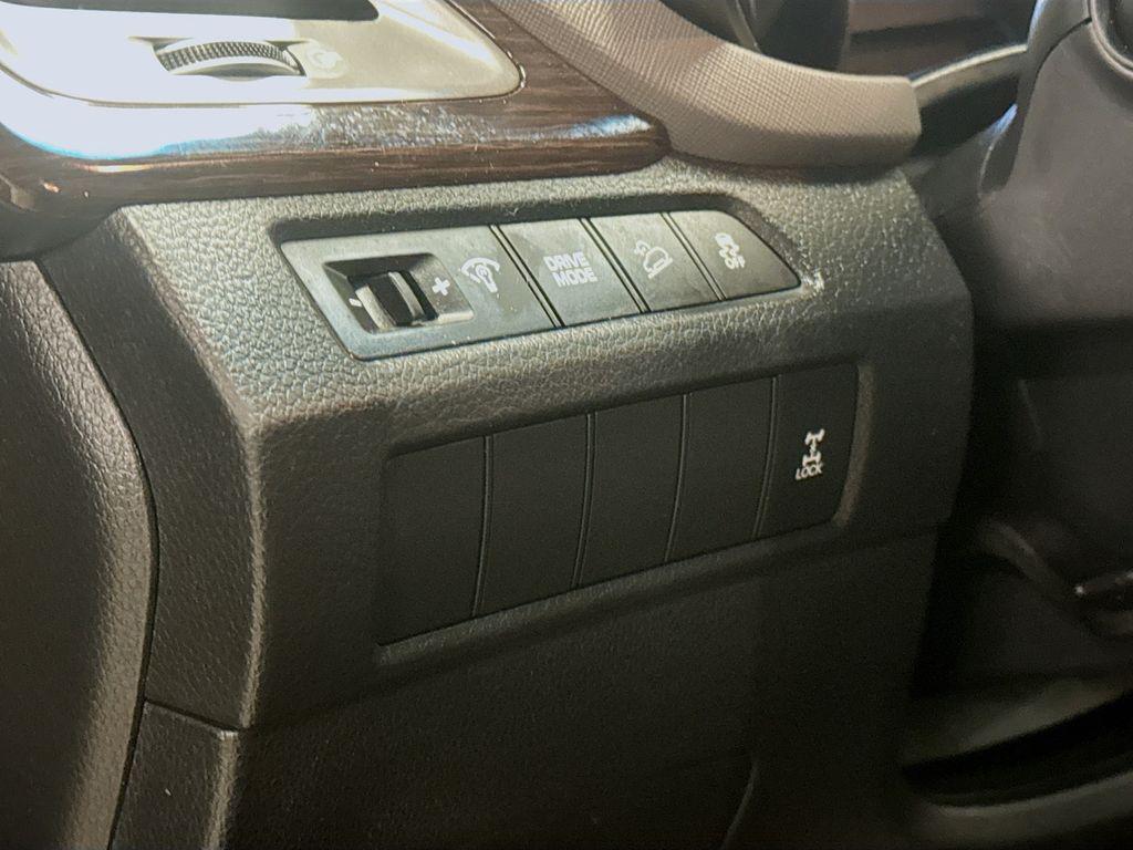 used 2017 Hyundai Santa Fe car, priced at $10,895