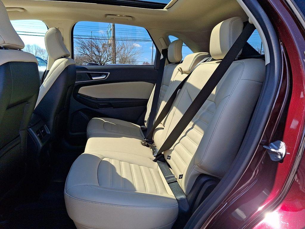 used 2022 Ford Edge car, priced at $28,988