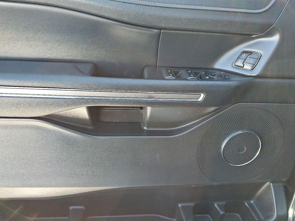 used 2022 Ford Expedition car, priced at $44,988