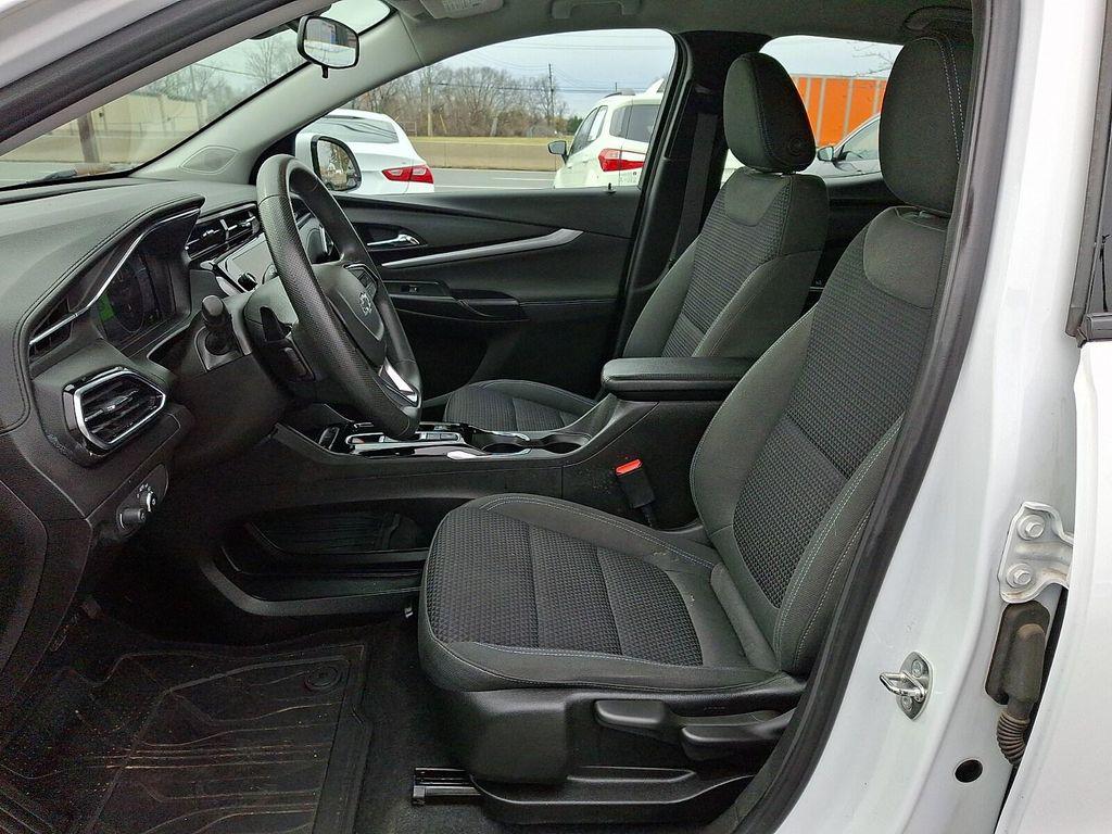 used 2023 Chevrolet Bolt EUV car, priced at $17,988