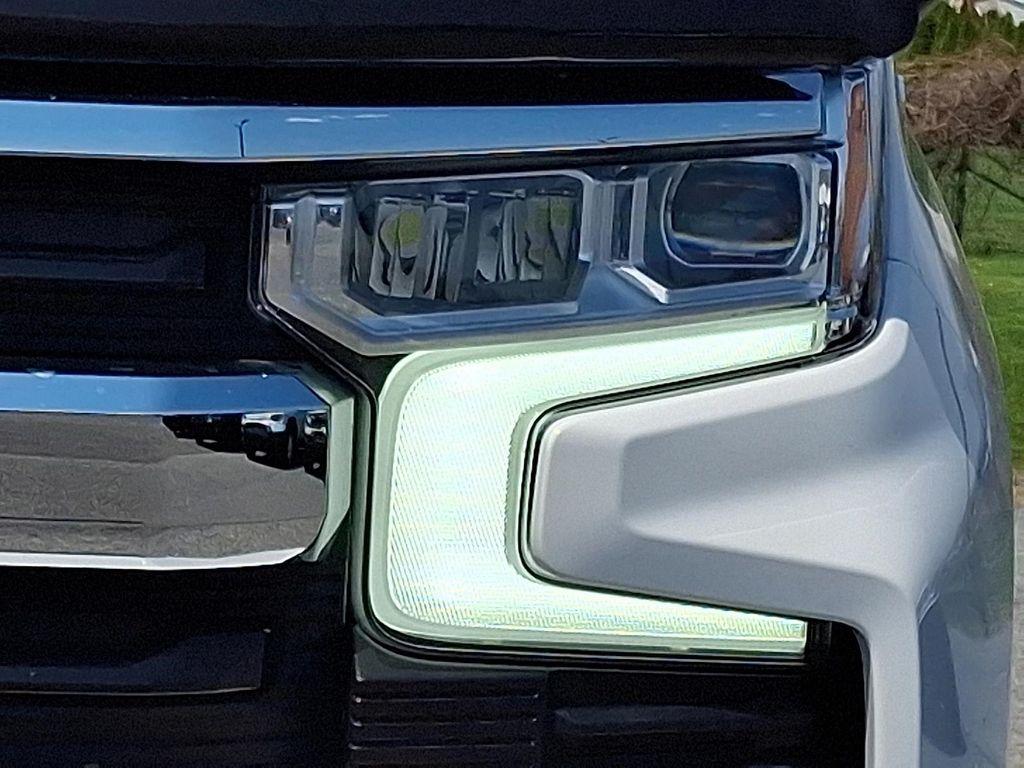 used 2022 Chevrolet Silverado 1500 car, priced at $40,488