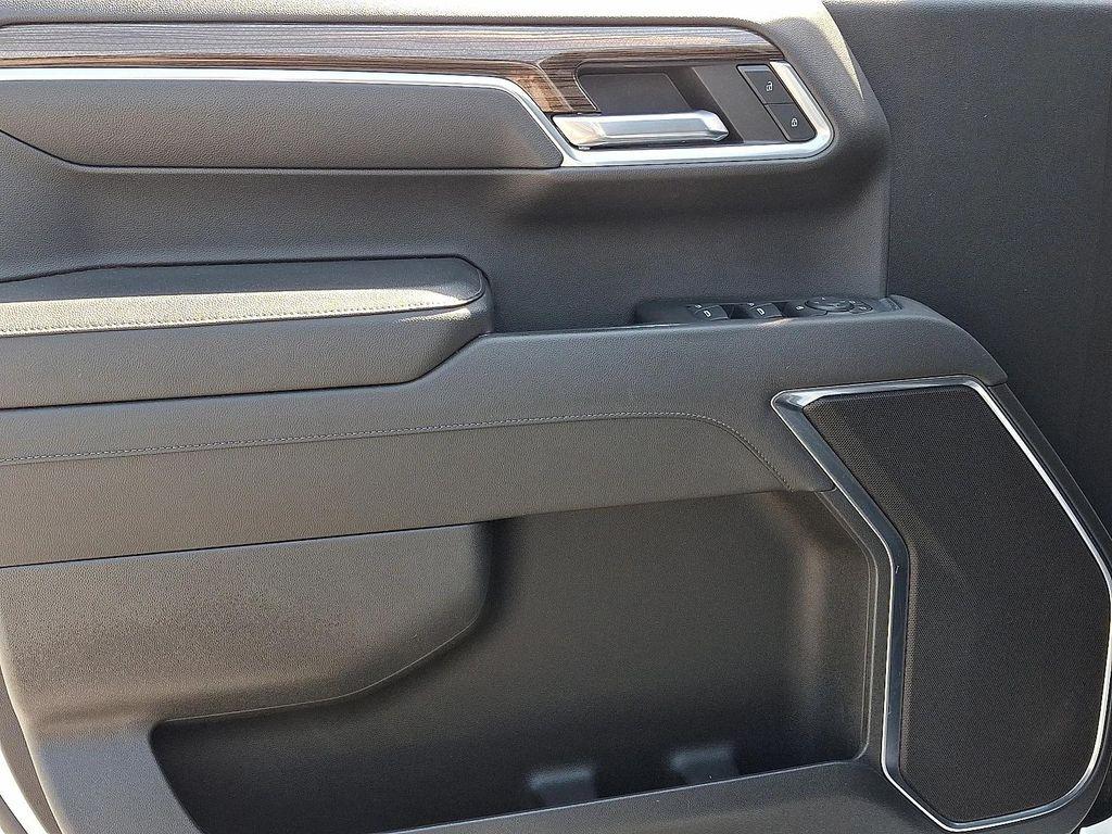 used 2022 Chevrolet Silverado 1500 car, priced at $40,488