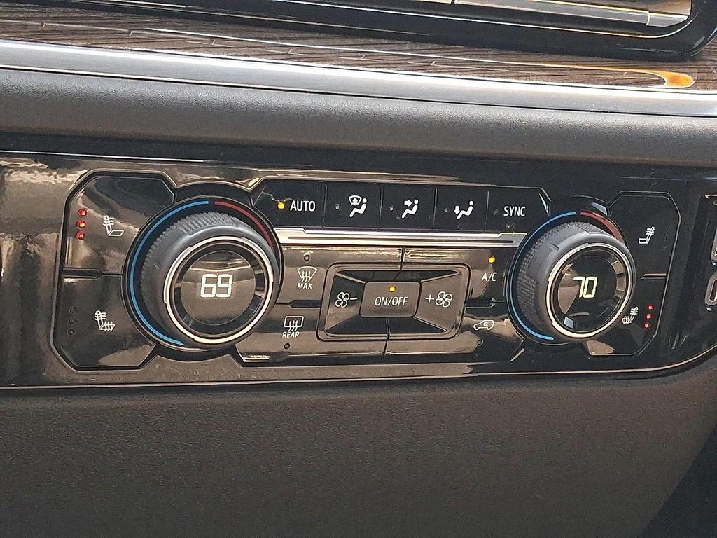 used 2022 Chevrolet Silverado 1500 car, priced at $40,488