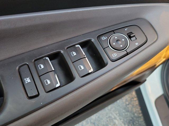 used 2020 Hyundai Santa Fe car, priced at $15,098