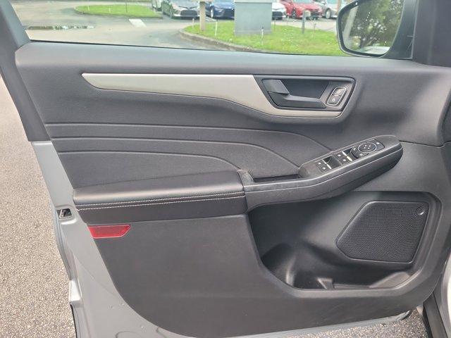 used 2022 Ford Escape car, priced at $9,050