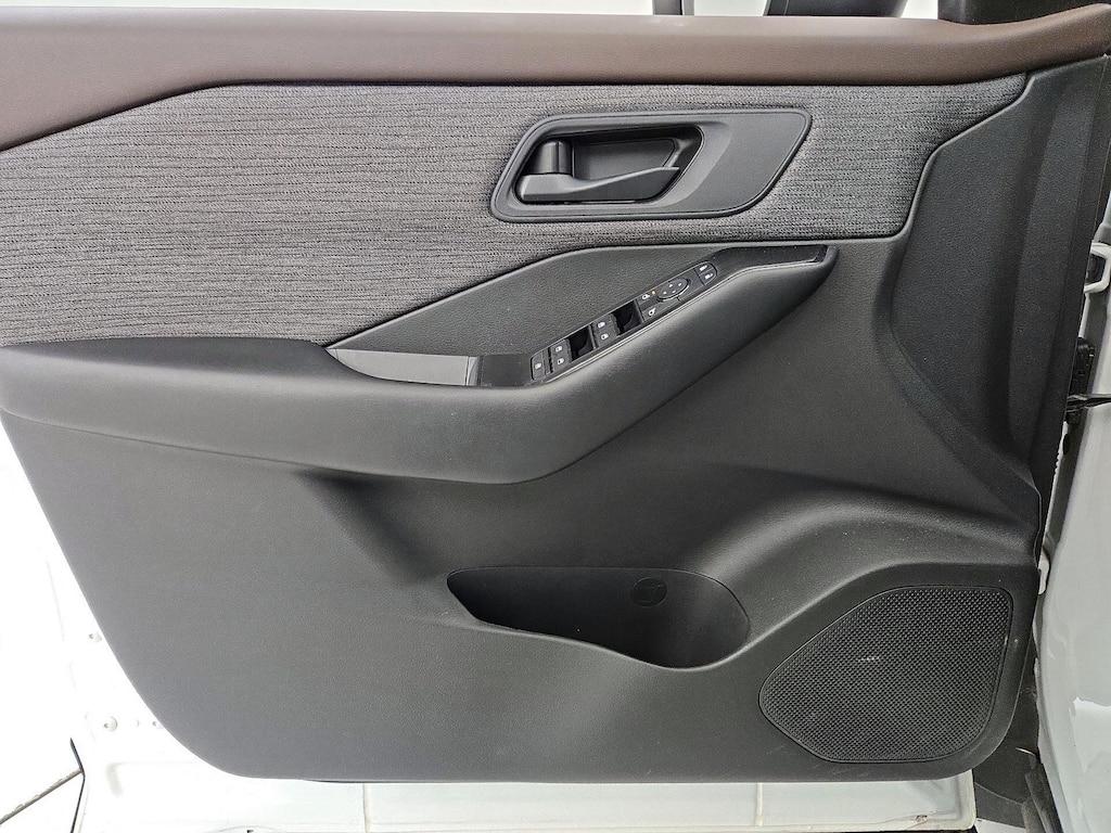 used 2023 Nissan Rogue car, priced at $21,998