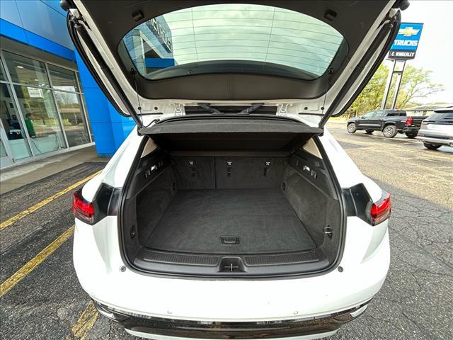 used 2023 Buick Envision car, priced at $32,995