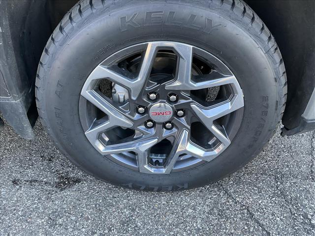 used 2024 GMC Sierra 1500 car, priced at $52,275