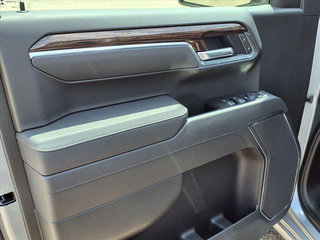 new 2025 GMC Sierra 1500 car, priced at $55,955