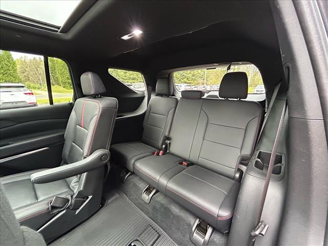 used 2024 Chevrolet Traverse car, priced at $49,995