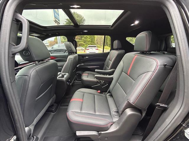 used 2024 Chevrolet Traverse car, priced at $49,995