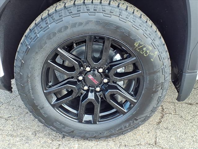 new 2026 GMC Sierra 1500 car, priced at $51,218