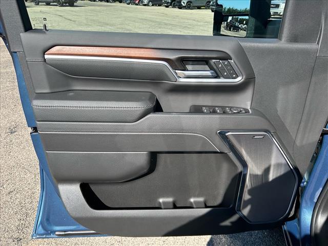 new 2026 GMC Sierra 2500 car, priced at $92,925