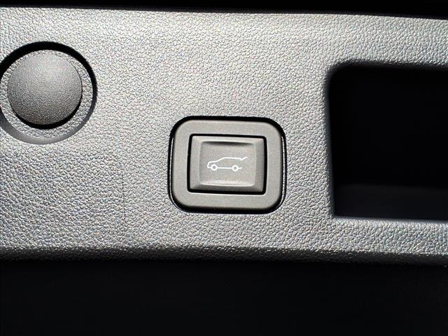 used 2025 Chevrolet Equinox car, priced at $30,991