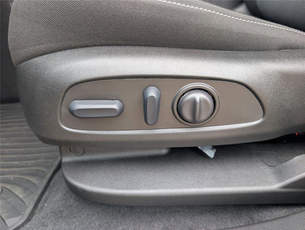 new 2025 Chevrolet Blazer car, priced at $36,974