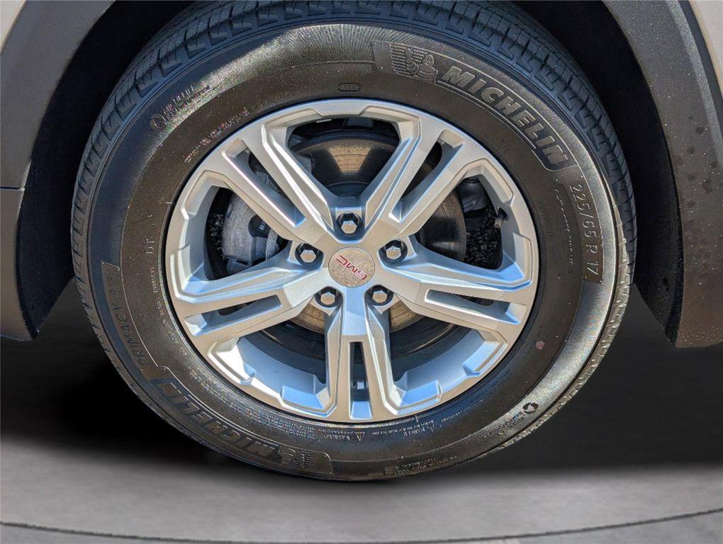 used 2024 GMC Terrain car, priced at $20,914