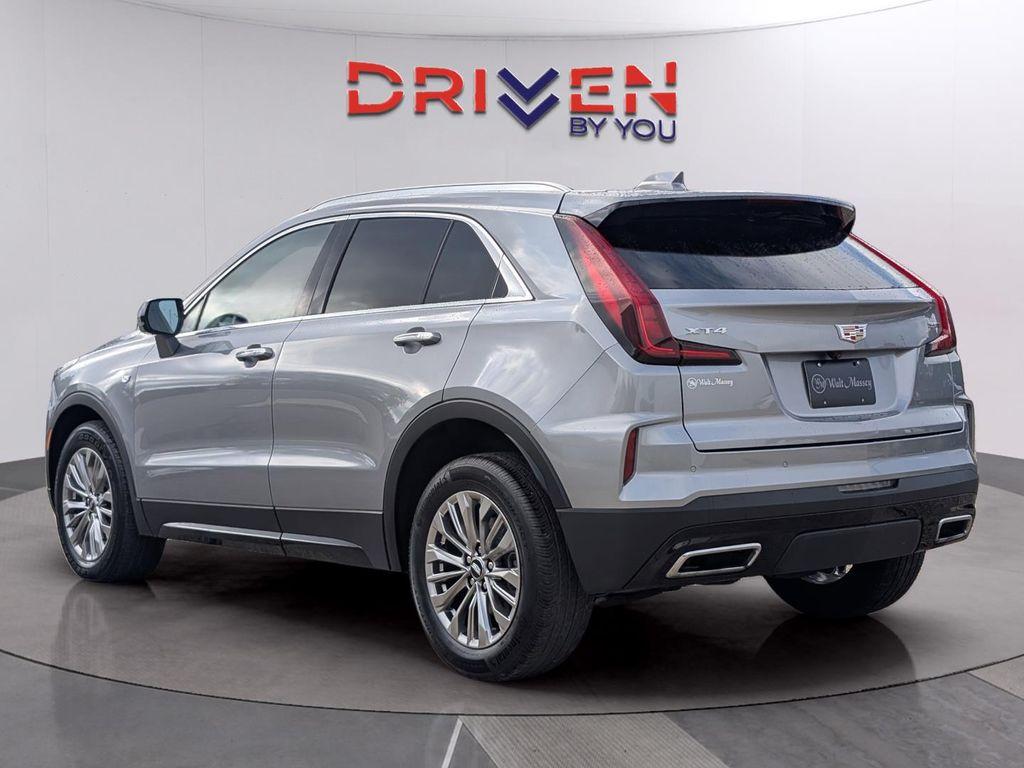 used 2024 Cadillac XT4 car, priced at $26,786