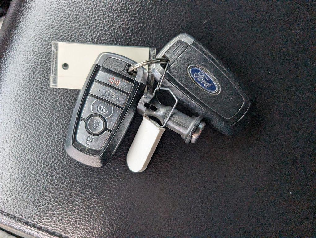 used 2018 Ford Expedition car, priced at $18,999