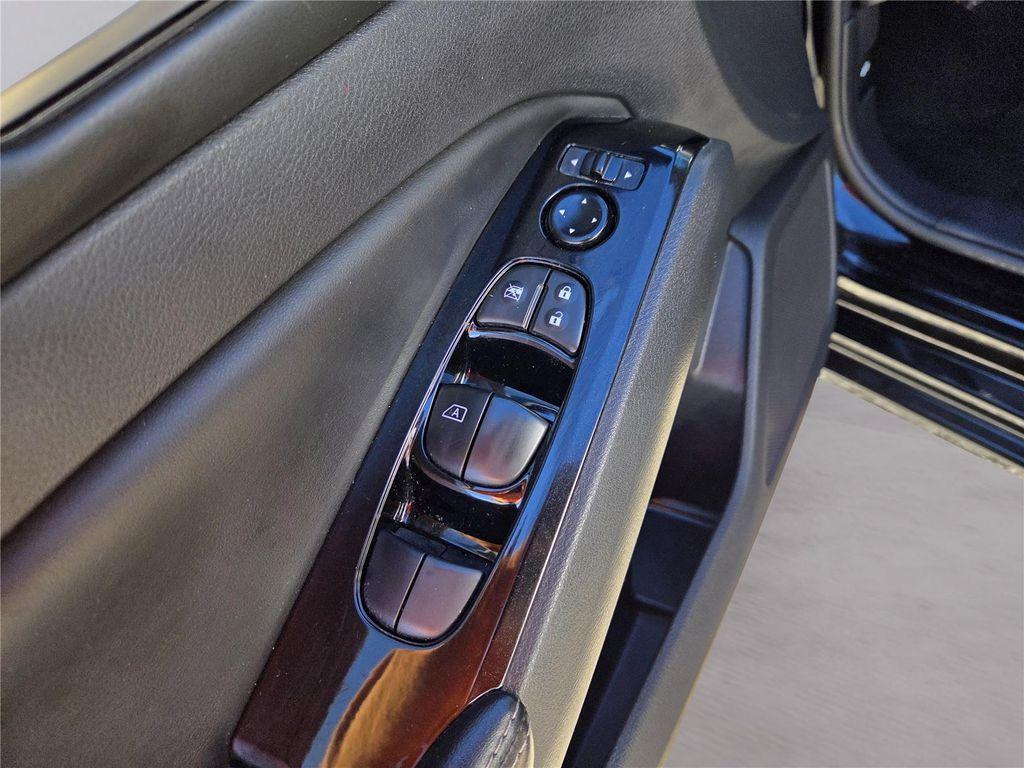 used 2023 Nissan Altima car, priced at $20,112