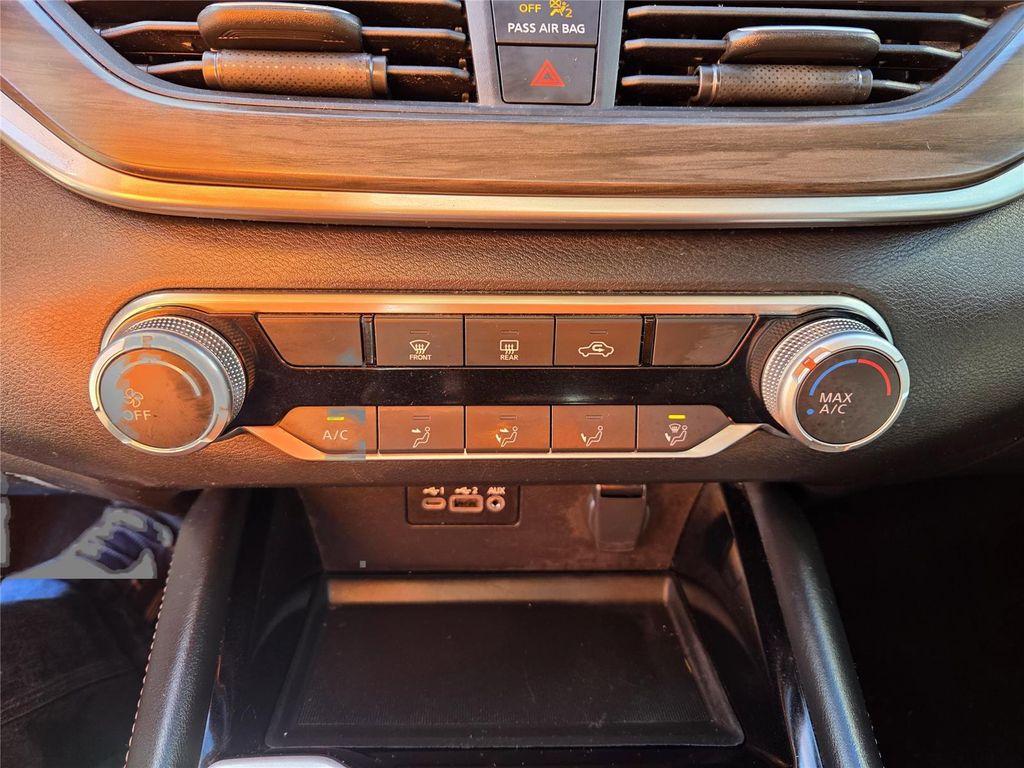 used 2023 Nissan Altima car, priced at $20,112