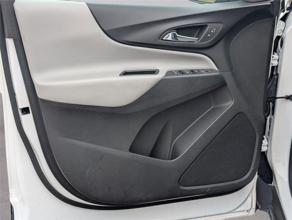 used 2024 Chevrolet Equinox car, priced at $19,999