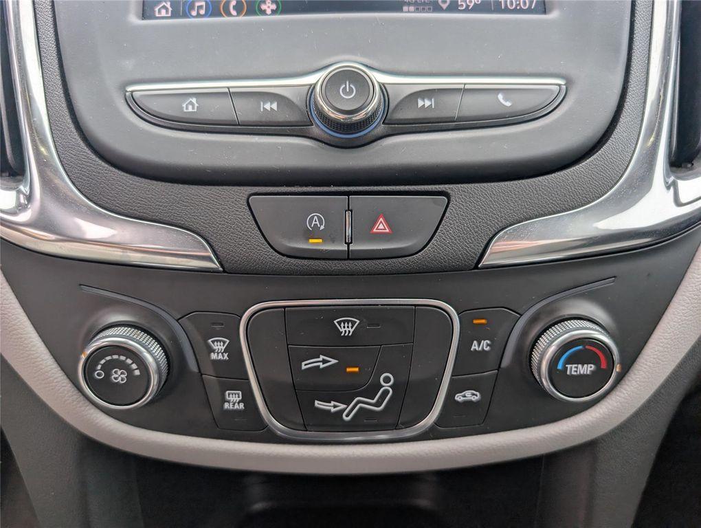 used 2024 Chevrolet Equinox car, priced at $19,999