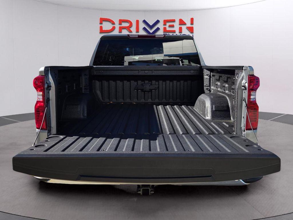 new 2026 Chevrolet Silverado 1500 car, priced at $43,068