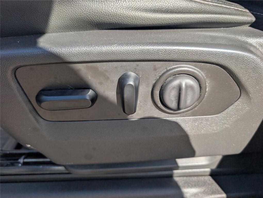 used 2020 GMC Sierra 1500 car, priced at $30,886