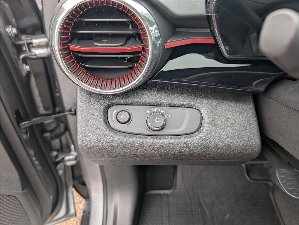 new 2026 Chevrolet Trax car, priced at $27,111