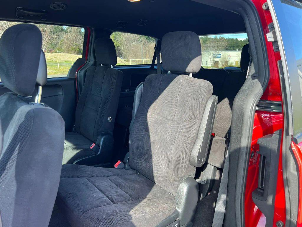 used 2014 Dodge Grand Caravan car, priced at $9,495