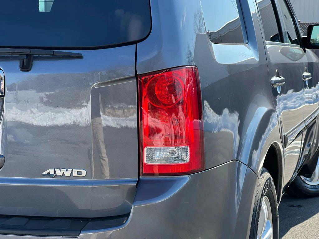 used 2015 Honda Pilot car, priced at $12,890