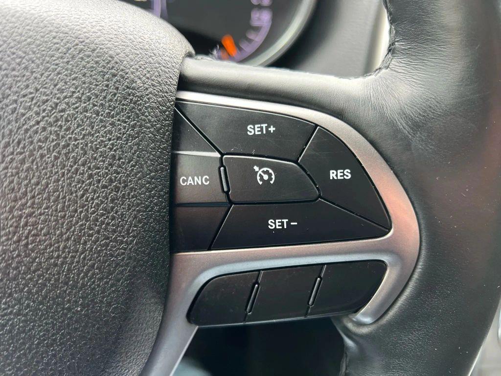 used 2018 Jeep Grand Cherokee car, priced at $11,890