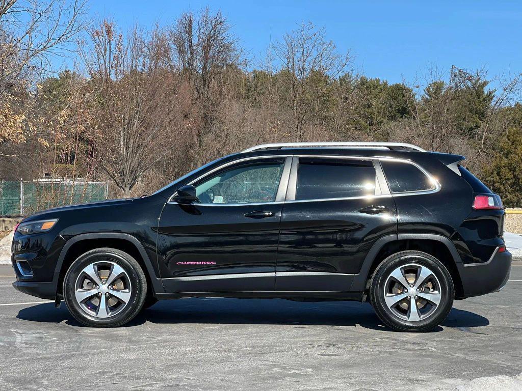 used 2019 Jeep Cherokee car, priced at $16,990