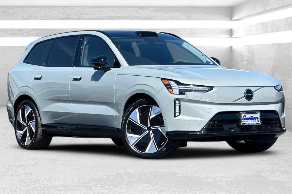 new 2025 Volvo EX90 car, priced at $95,245