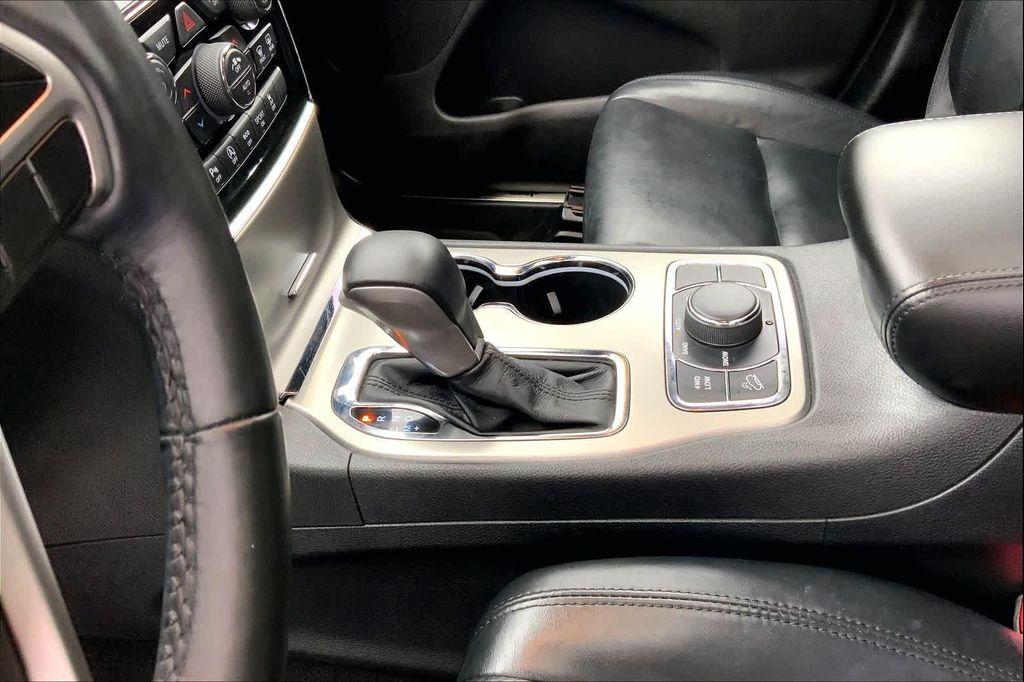 used 2019 Jeep Grand Cherokee car, priced at $21,470