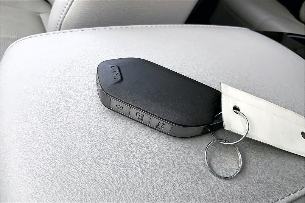 used 2023 Kia Telluride car, priced at $35,022