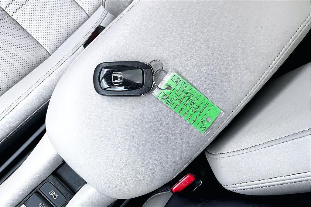 used 2026 Honda HR-V car, priced at $31,799